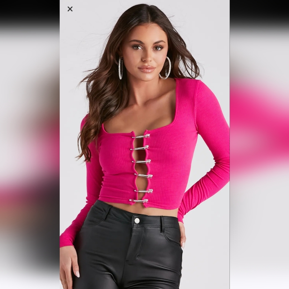 A Girls Gotta Shine Knit Crop Top